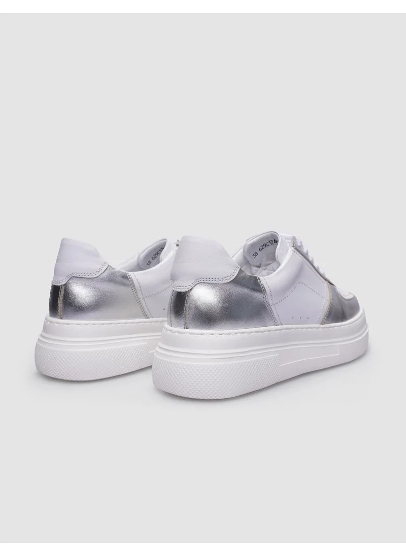 Cabani White Lace-up Women's Sneaker