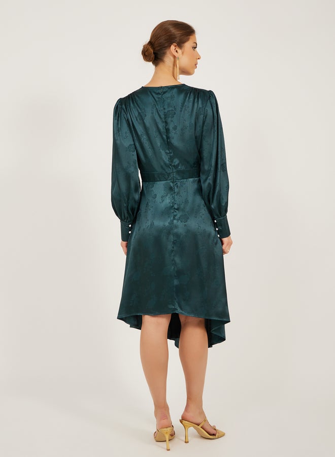 Styli Textured Long Sleeves Pleated A-Line Midi Dress - Image 5