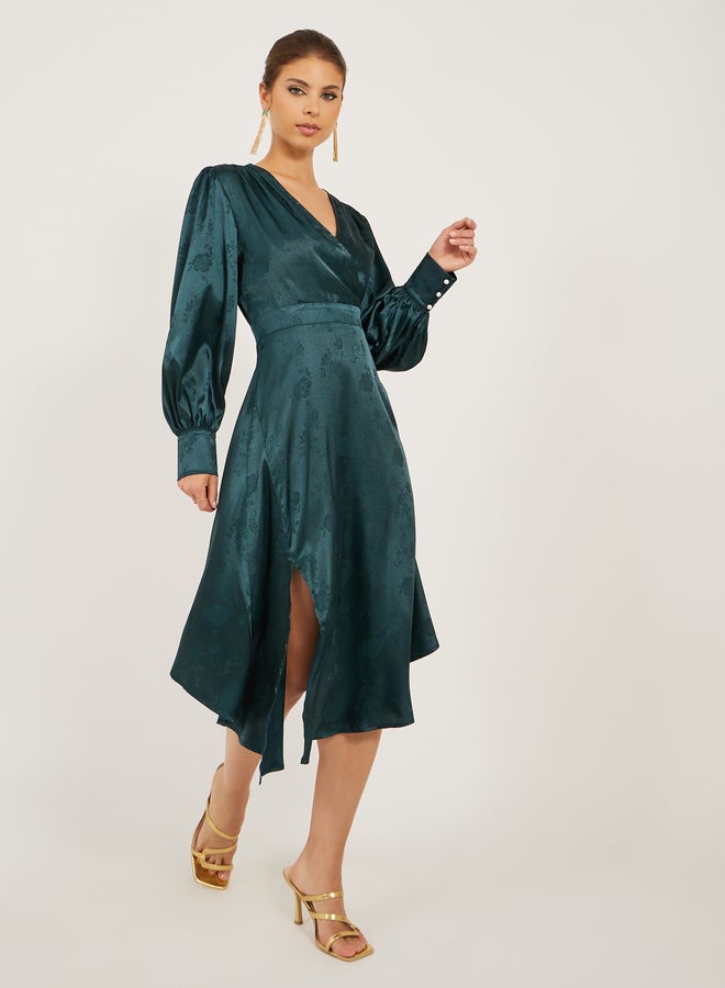 Styli Textured Long Sleeves Pleated A-Line Midi Dress - Image 2
