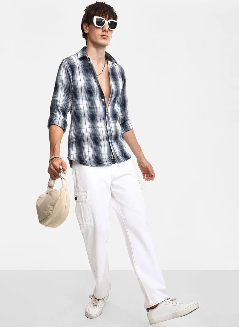 كامبوس سوترا Men's Navy Blue & Ivory White Ombre Buffalo Check Shirt