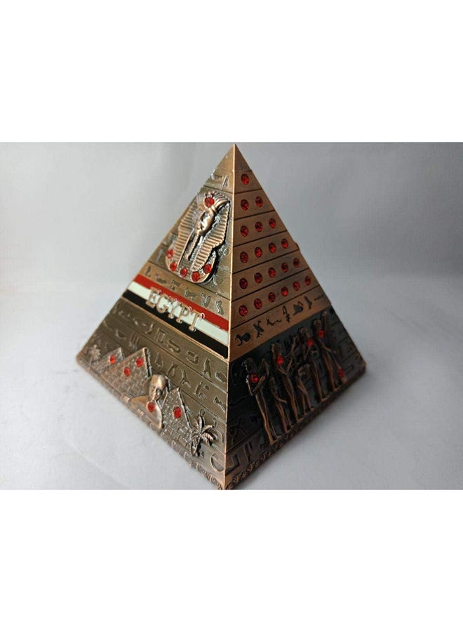 Pharaoh Metal Pyramid With Pharaoh 