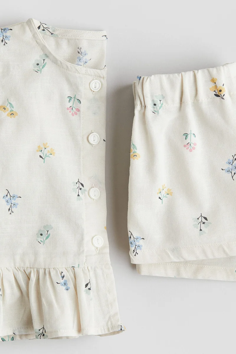 H&M 2-piece blouse and shorts set