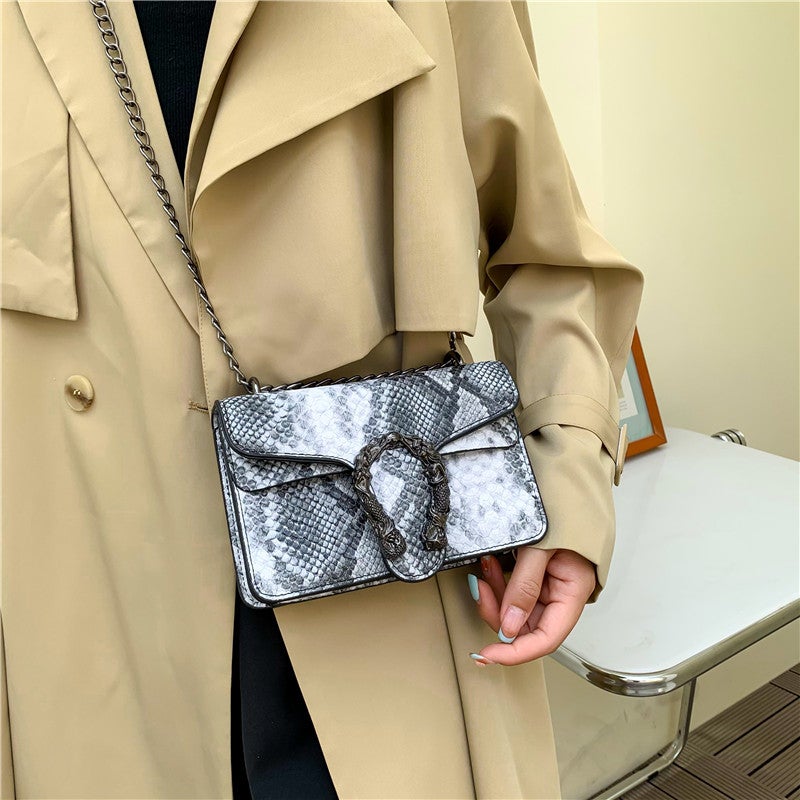 Fashion Women'S Bag 19Cm Wide Small Square Bag Color Crocodile Pattern Flip Small Backpack Chain Crossbody Shoulder Bag - Image 1