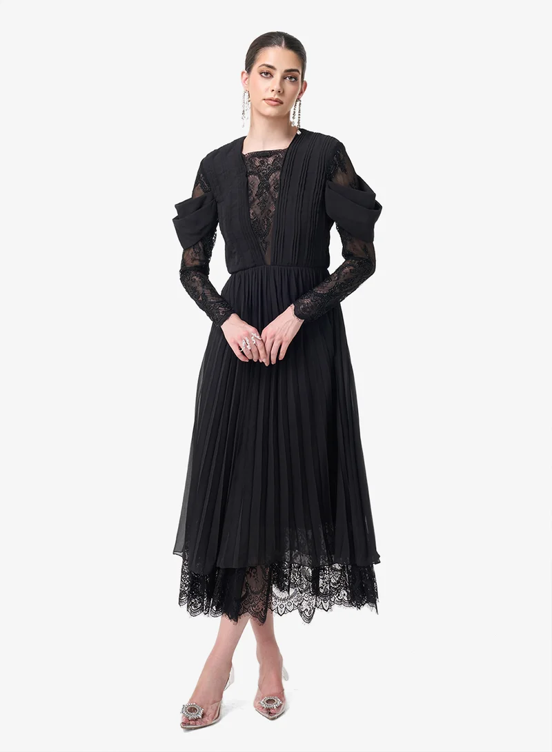 Threadz by Ajooni  Embellished Lace Detailed Long Sleeve Midi Dress for Women | Best Price UAE