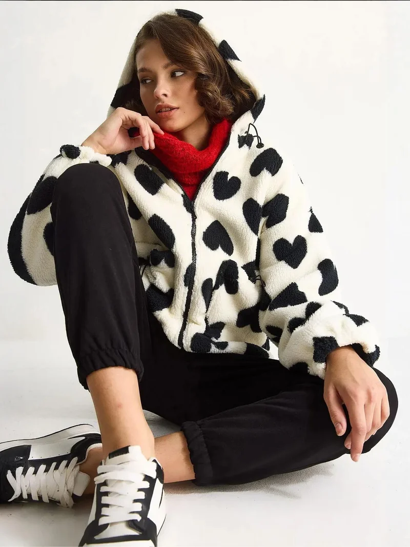 بيانكو لوتشي معطف منتفخ مبطن بفرو صناعي من لوتشي