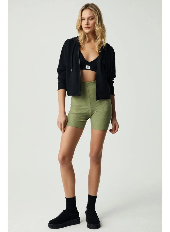 Urban Beat Courtney Women's Black and Green Leggings.