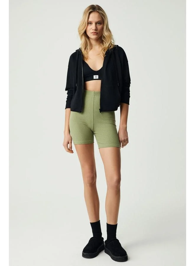 Urban Beat Courtney Women's Black and Green Leggings.
