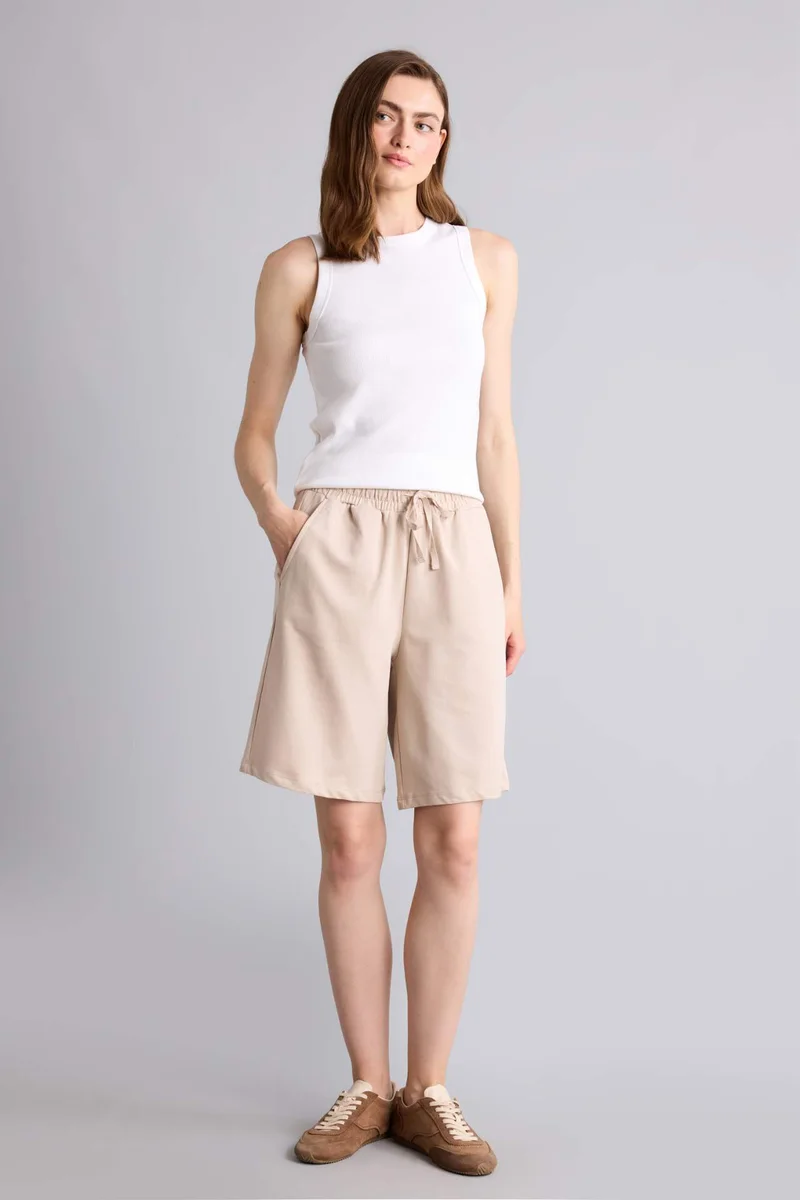 Defacto Regular Fit Normal Waist Straight Leg Beige Shorts