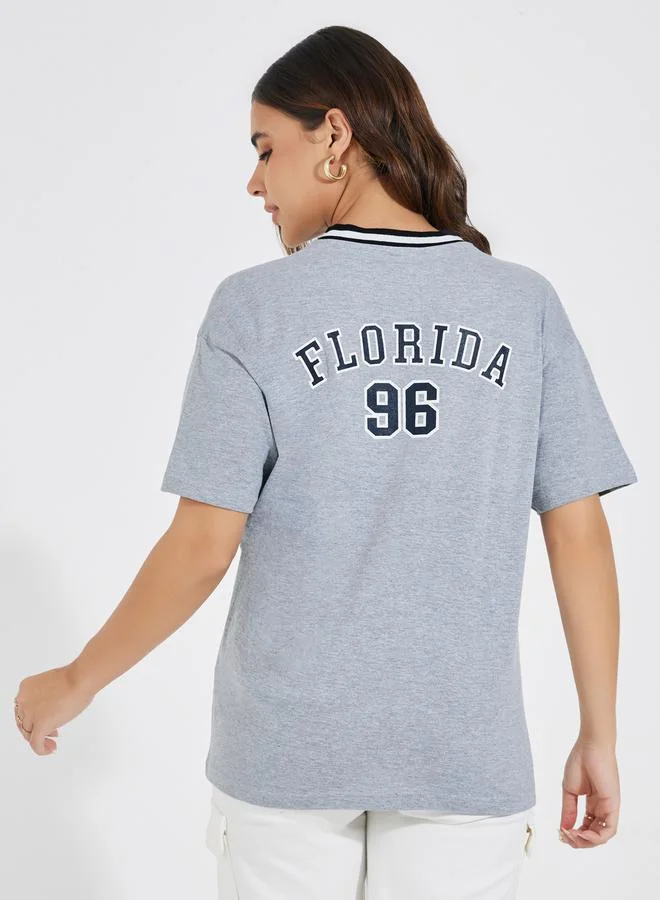 Styli Regular Fit Florida Print V Neck T-Shirt