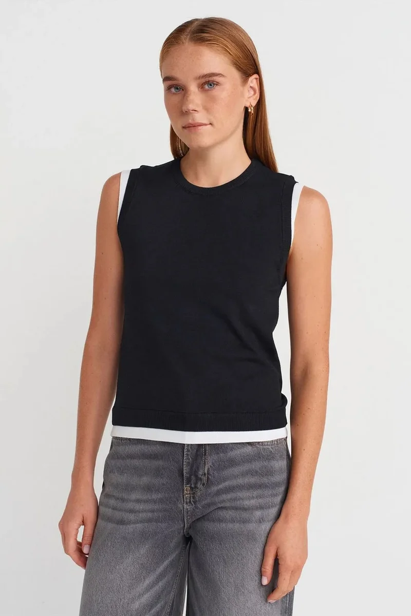 DILVIN Sleeveless Ribbed Knit Shell Top