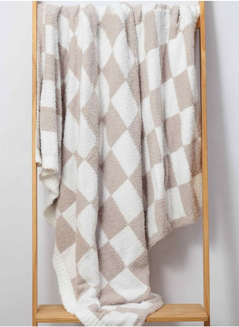 Generic Ultra Soft and Plush Reversible Microfiber Throw Blanket for Couch Sofa and Bed (127x152cm Checkered Beige)  - Image 4