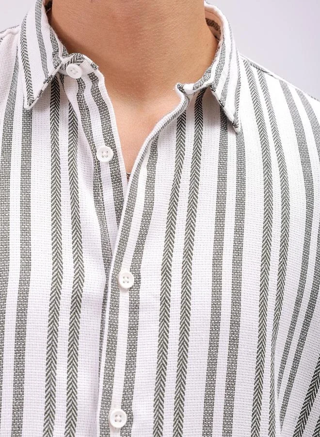 The Indian Garage Co  Men Relaxed Striped Cutaway Collar Resort Shirt for Men | Best Price UAE