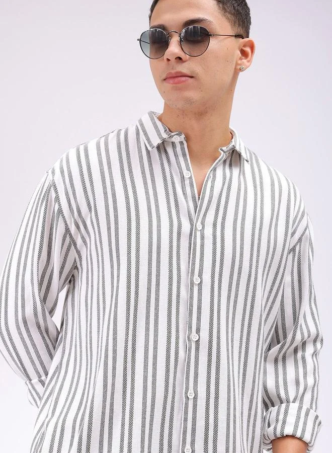ذا انديان كراج كو Men Relaxed Striped Cutaway Collar Resort Shirt