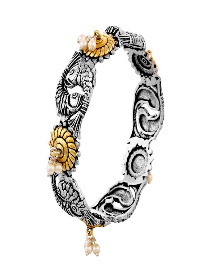 VOYLLA Qasbah Machli Jal Ki Rani Oxidised Two Tone Bangle For Women|Oxidised Bangles For Women|Dual Tone|Everyday|Festive|Diwali|Karwachauth|Gift For Her - Image 1