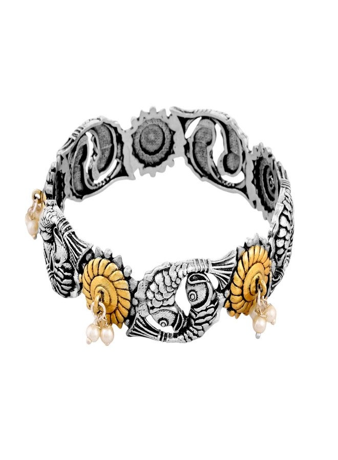 VOYLLA Qasbah Machli Jal Ki Rani Oxidised Two Tone Bangle For Women|Oxidised Bangles For Women|Dual Tone|Everyday|Festive|Diwali|Karwachauth|Gift For Her - Image 5