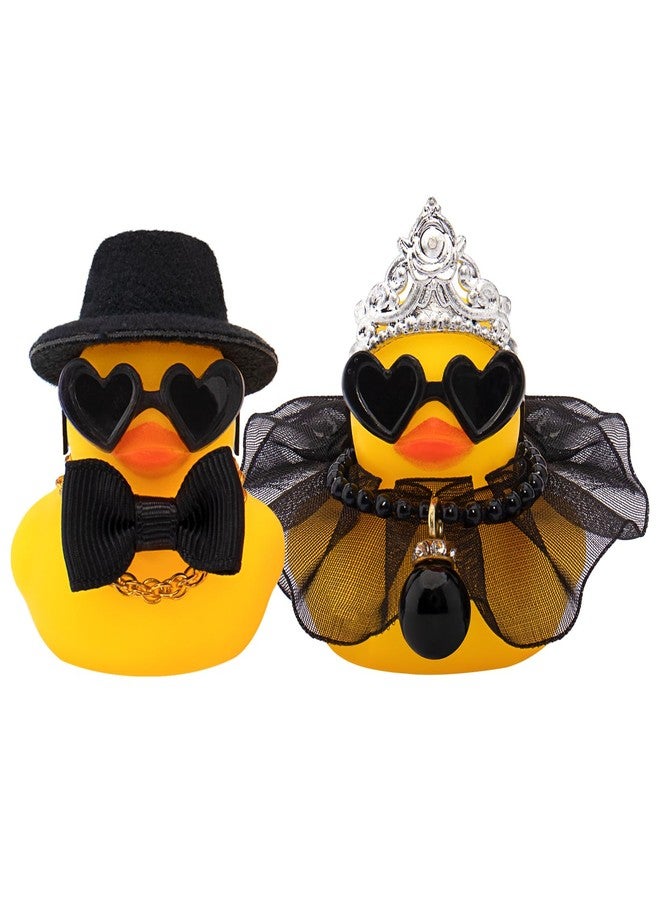 ونوو طقم وونو من بطتين مطاطيتين للعروس والعريس، مثالي لتوزيعات الزفاف، وهدايا الحفلات، وهدايا مراسم الزفاف، وتذكارات الزواج، وتمنيات الزواج، وهدايا ذكرى الزواج، وفستان أسود وقبعة علوية ناعمة. - Image 1