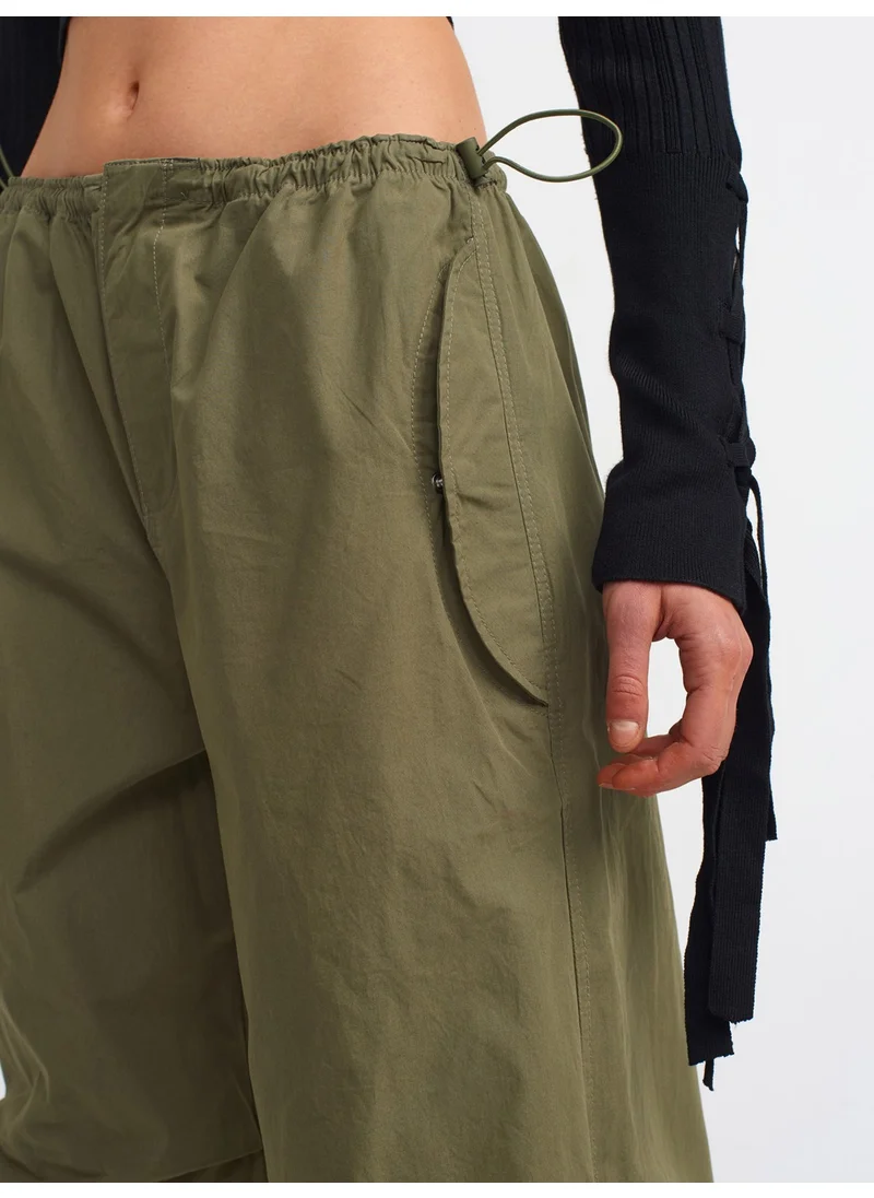 ديلفين 70400 Parachute Trousers Khaki