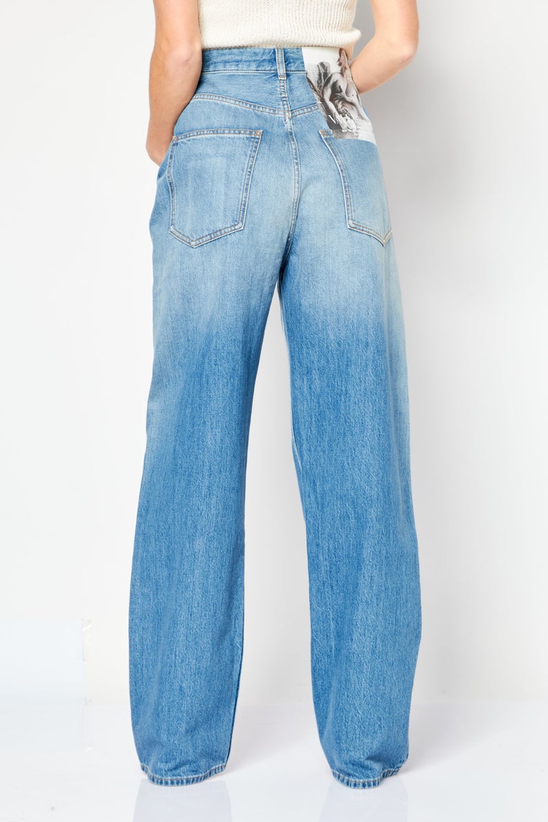 VALENTINO Women Regular Fit Wash Non-Stretchable Denim, Blue  - Image 4
