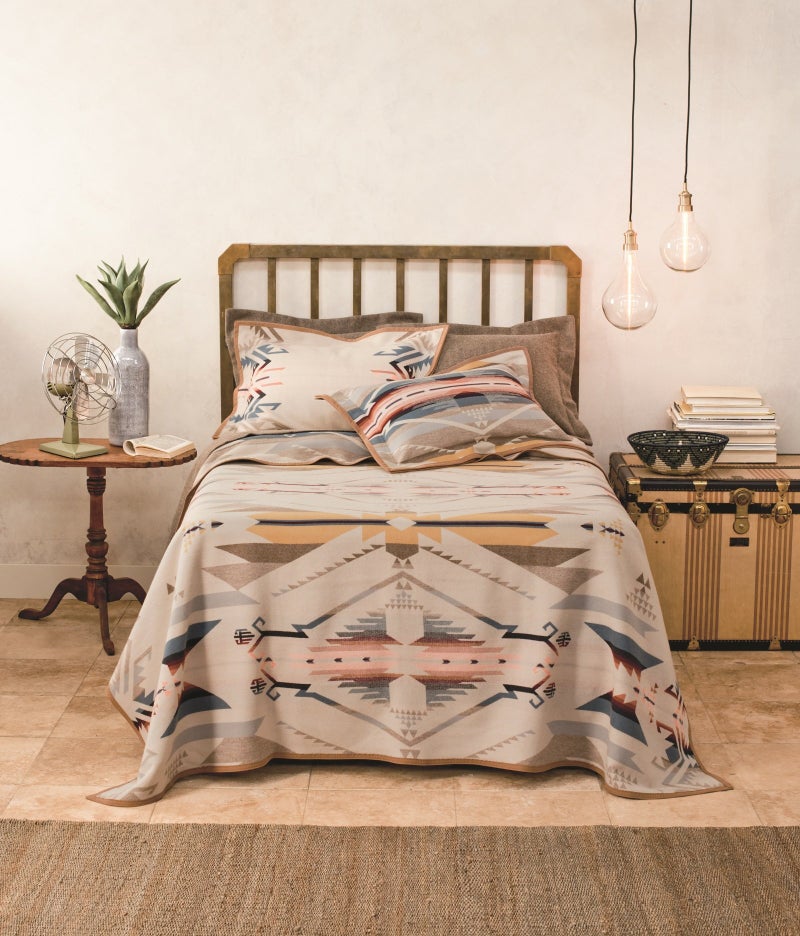 PENDLETON White Sands Blanket Queen - Image 2