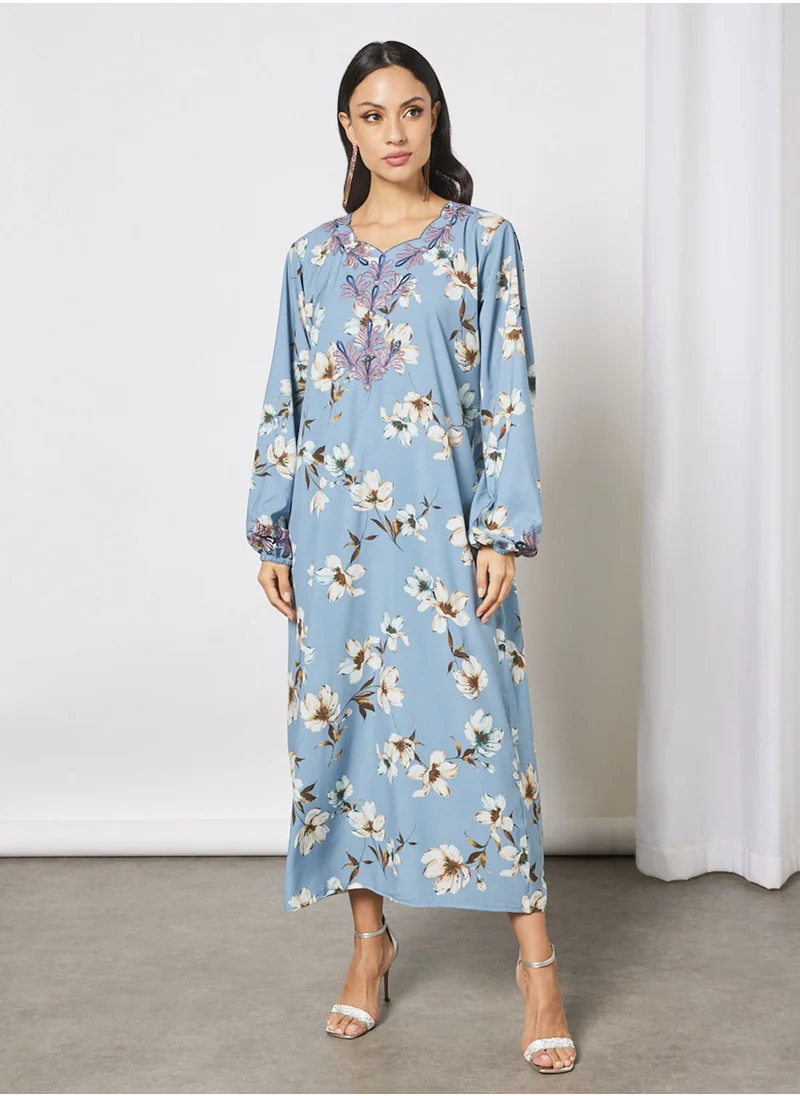Hayat Jalabiya With Embroidery In Front And Garterised Wrist With Belt