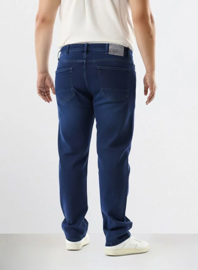 The Indian Garage Co Men Plus Size Slim Fit Solid Scoop Pocket Mid-Rise Jeans