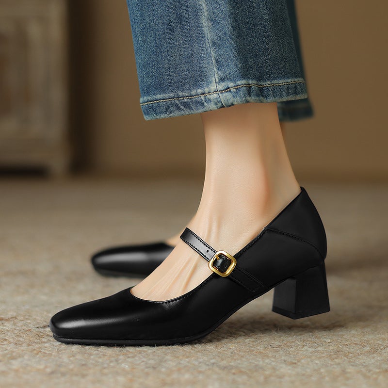 2024 Spring Retro Mid-Heel Women'S Shoes 31-43 Plus Size Square Head Buckle Shallow Mouth Single Shoes - Image 2
