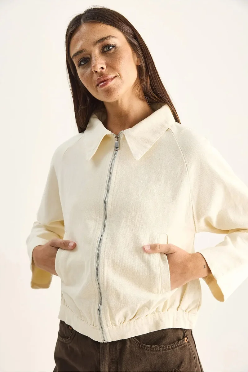 بيانكو لوتشي LUCCI Cotton Poplin Cropped Bomber Jacket