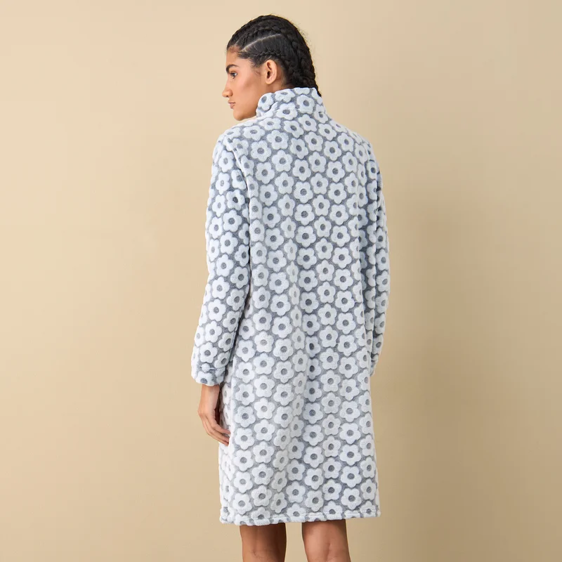 Splash FAV Textured Long Sleeves Sleepshirt with Half Zip Closure