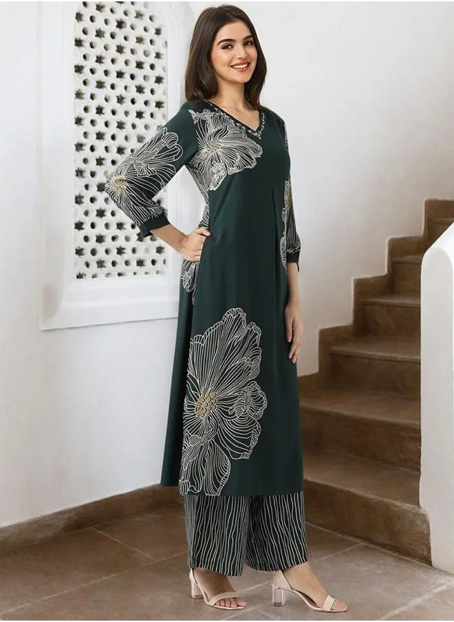آي شين Mid Rise Women Green Rayon Kurta Set with Embroidered pattern Tunic and Palazzo features a Round neckline and Three-Fourth Sleeve secured with Elastic closure and styled in Straight Fit ideal for Festive moments — perfect for fashion-forward occasions.
