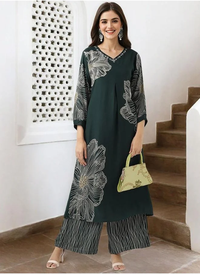 آي شين Mid Rise Women Green Rayon Kurta Set with Embroidered pattern Tunic and Palazzo features a Round neckline and Three-Fourth Sleeve secured with Elastic closure and styled in Straight Fit ideal for Festive moments — perfect for fashion-forward occasions.