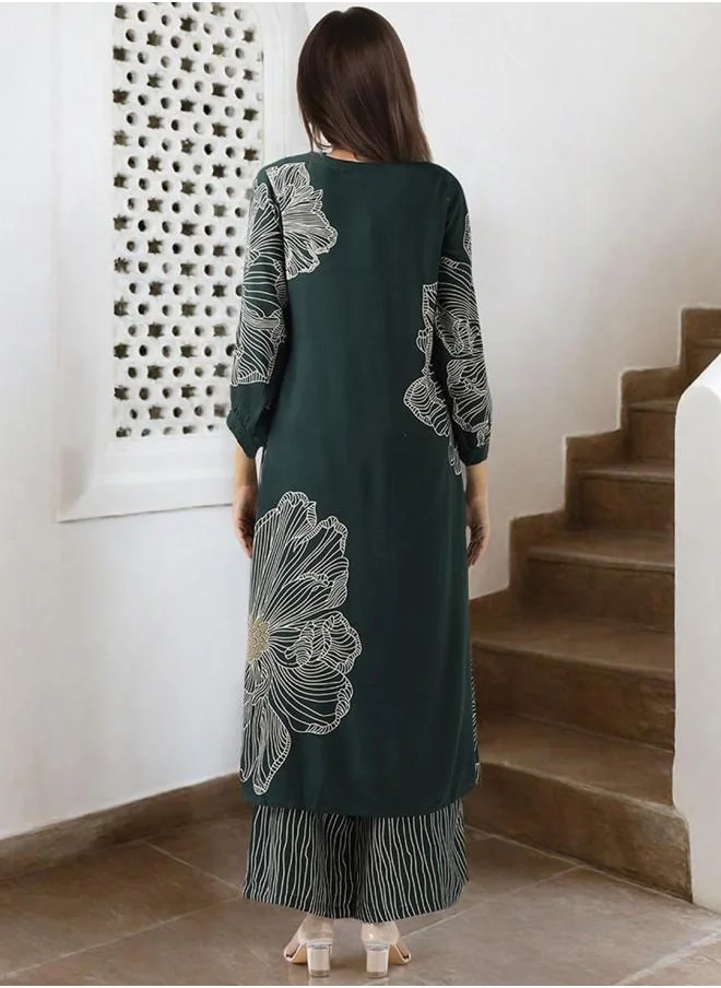 آي شين Mid Rise Women Green Rayon Kurta Set with Embroidered pattern Tunic and Palazzo features a Round neckline and Three-Fourth Sleeve secured with Elastic closure and styled in Straight Fit ideal for Festive moments — perfect for fashion-forward occasions.