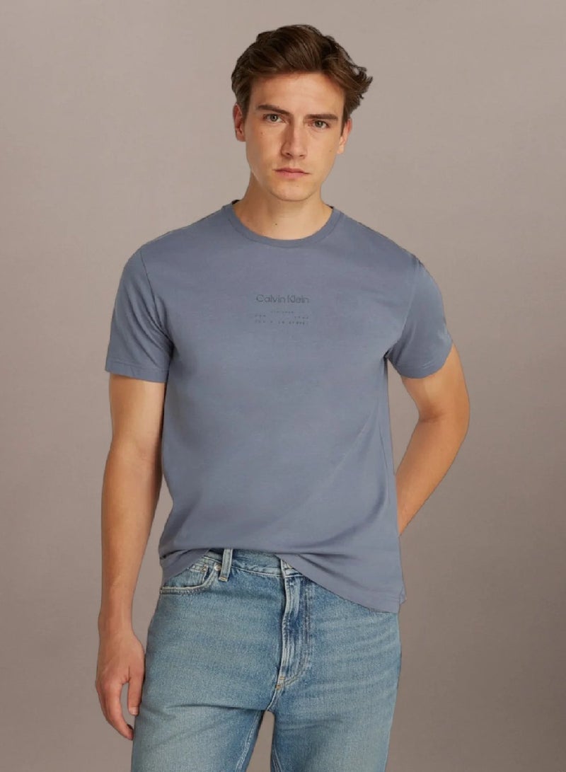كالفن كلاين تيشرت مزين بشعار كلفن كلاين - Image 1