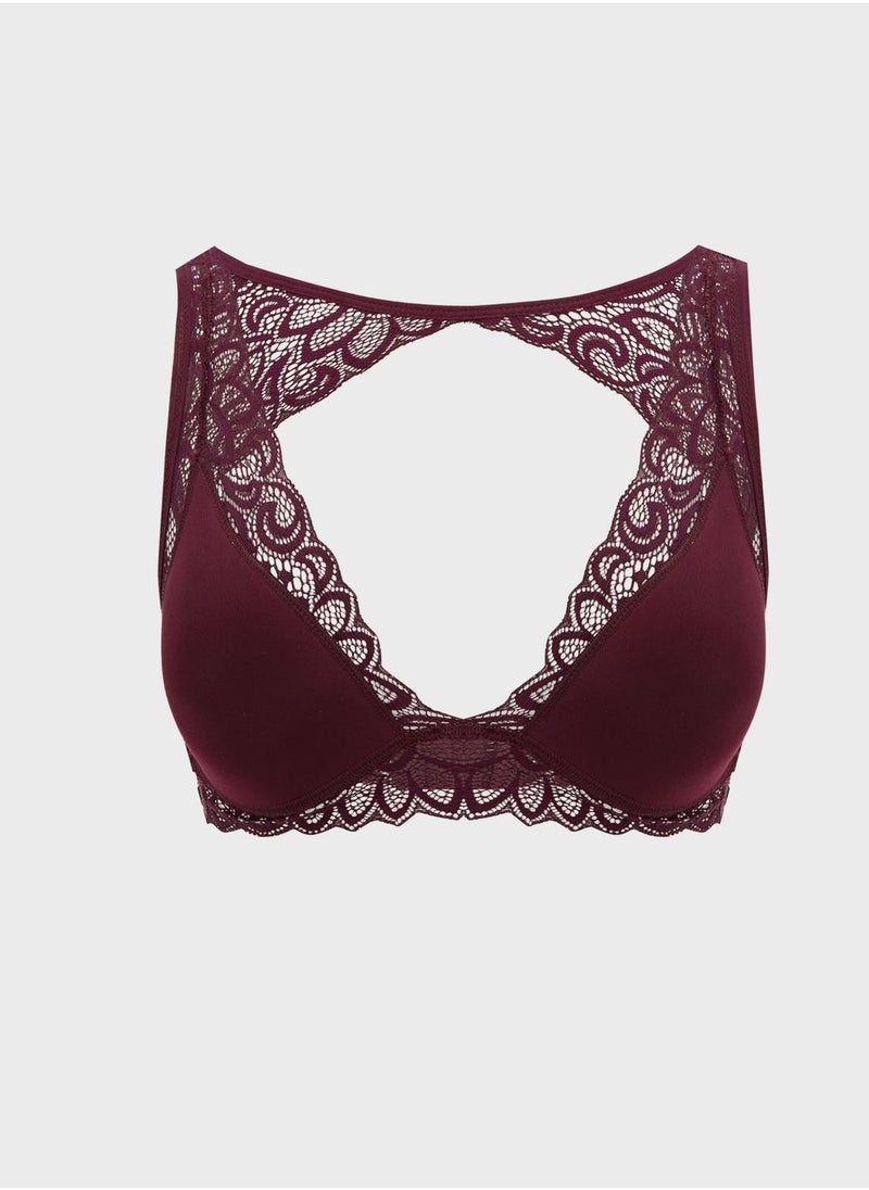 LC WAIKIKI - Lace Plunge Neck Bra - Image 1
