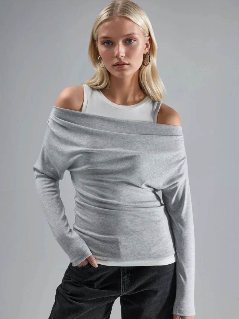 هيكاب بلوزة محبوكة بطبقة مزدوجة بياقة دائرية وأكمام طويلة بلمسة ناعمة