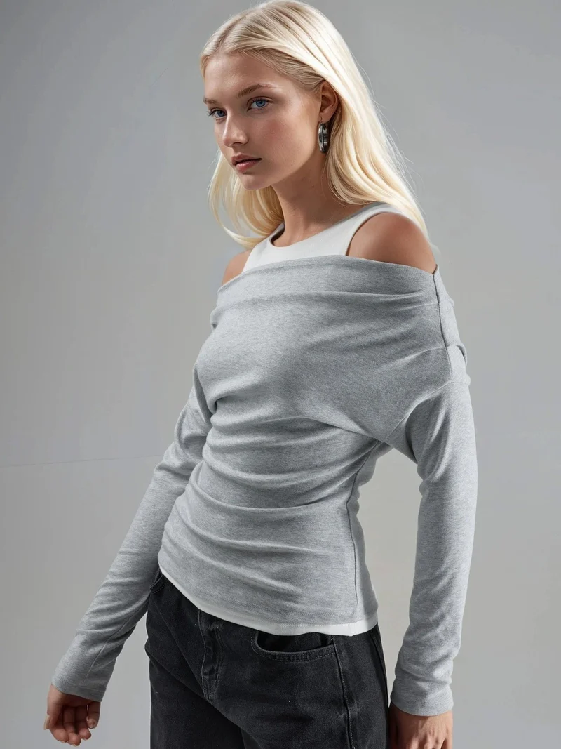 هيكاب بلوزة محبوكة بطبقة مزدوجة بياقة دائرية وأكمام طويلة بلمسة ناعمة