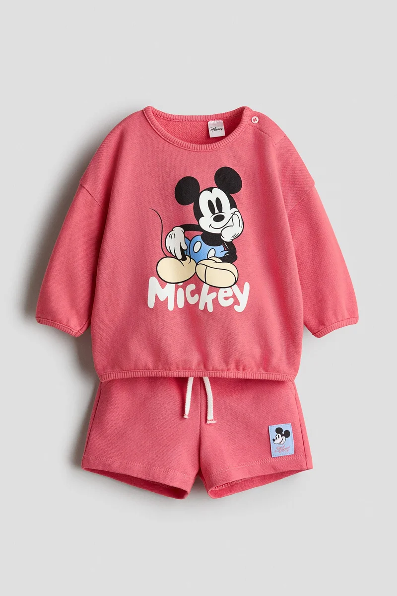 H&M 2-piece sweatshirt and shorts set