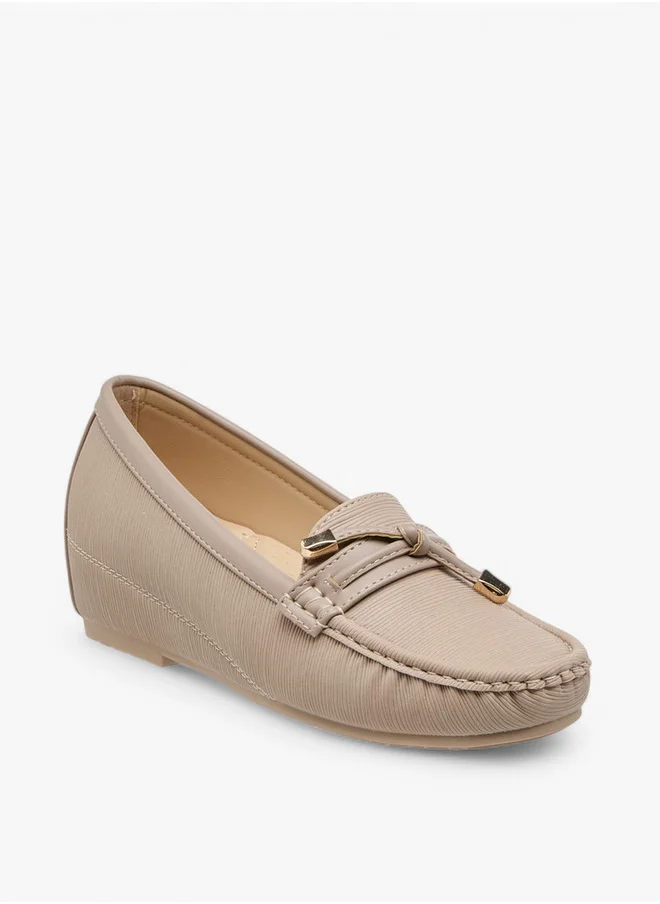 فلورا بيلا من شو إكسبرس Textured Slip-On Loafers