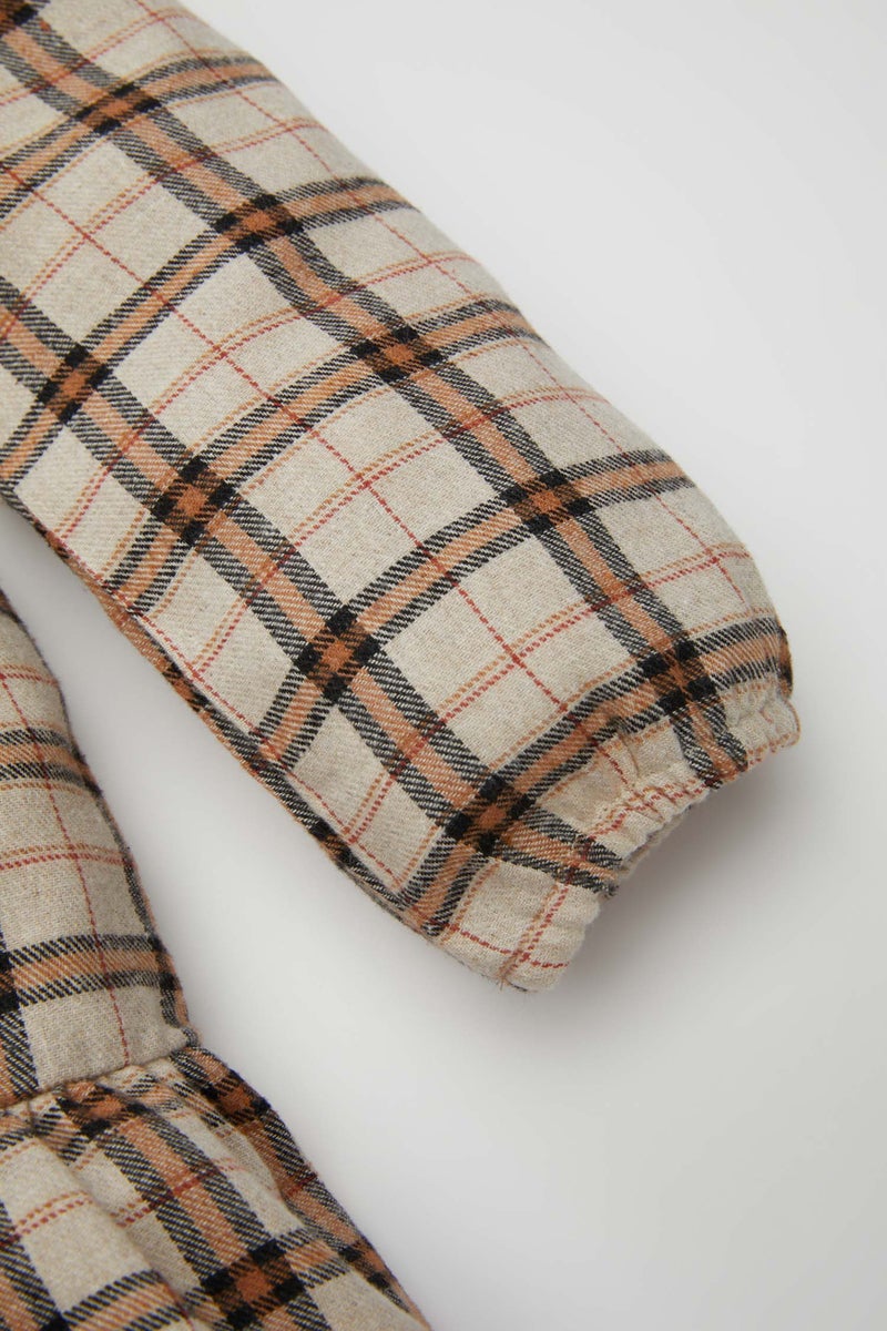 ديفاكتو فستان بيبي بناتي مكشكش كم طويل بياقة مستديرة - Image 3