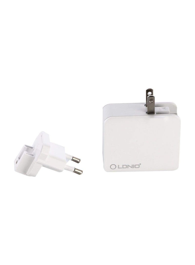 Ldnio A4403 شاحن سريع عالي الجودة بقابس الاتحاد الأوروبي 4 منافذ USB 4.4 أمبير 30 وات - أبيض