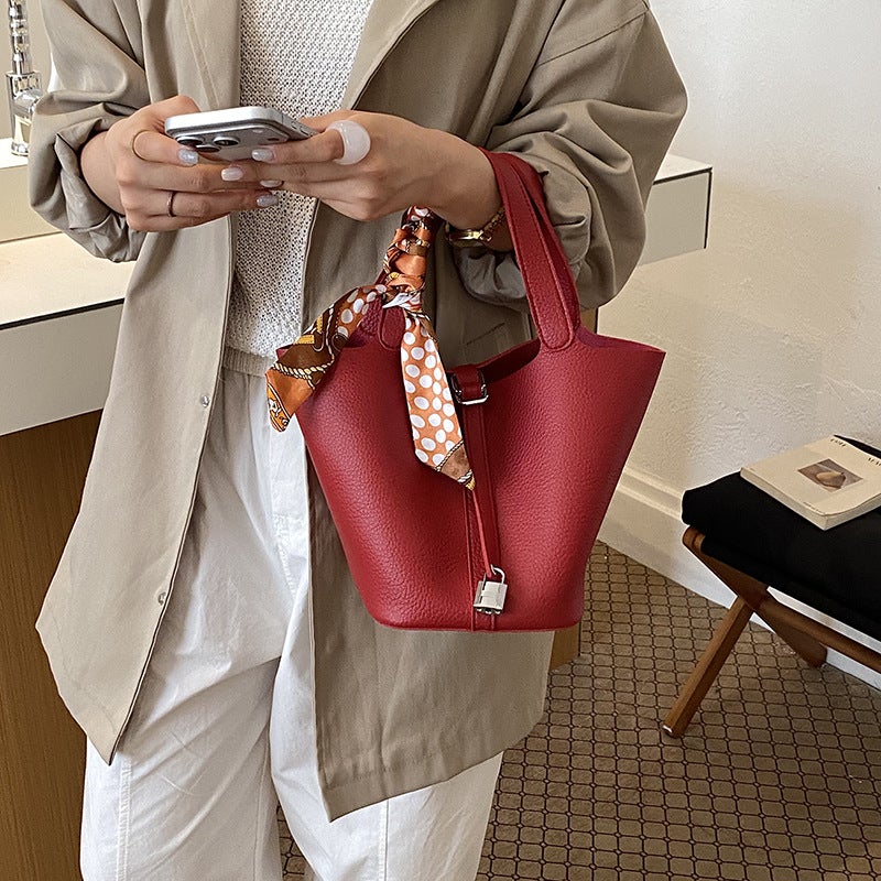 Korean Style Bucket Bag for Women, Crossbody Shoulder Bag - Image 4