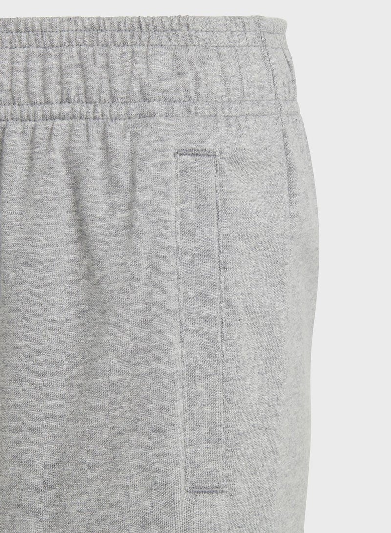 اديداس شورت تدريب رمادي قصير للأولاد من - سنوات - Image 3