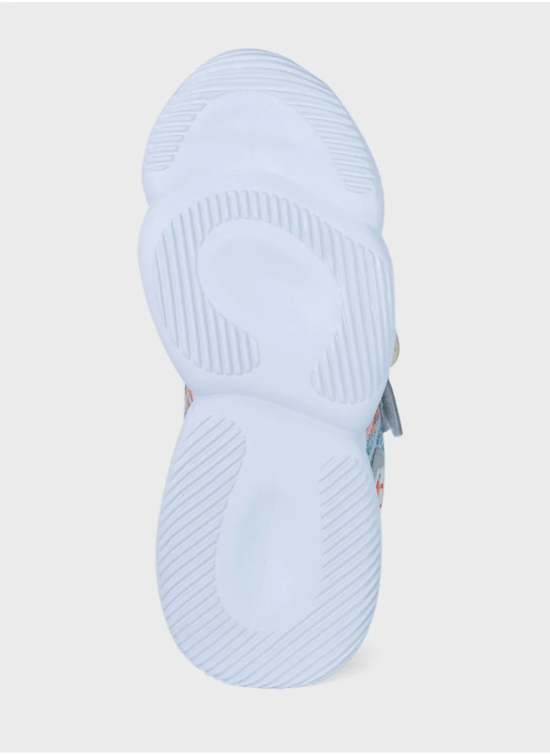 JUST KIDS BRANDS Kids Everleigh Sneakers