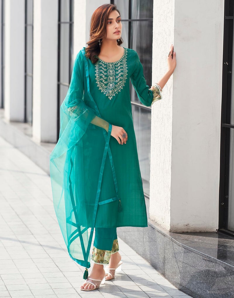 SIRIL طقم كورتا بنطلون مزين بتطريز تسلسل من رايون للنساء مع دوباتا (163KBD1752-XXL_رمادي أخضر) - Image 3