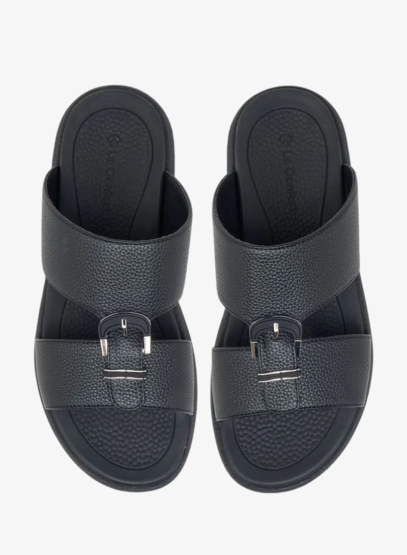 لو كونفورت صنادل رجالي سليب أون بتفاصيل إبزيم