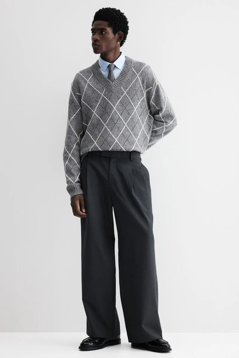 H&M Regular Fit Wool-blend V-neck jumper