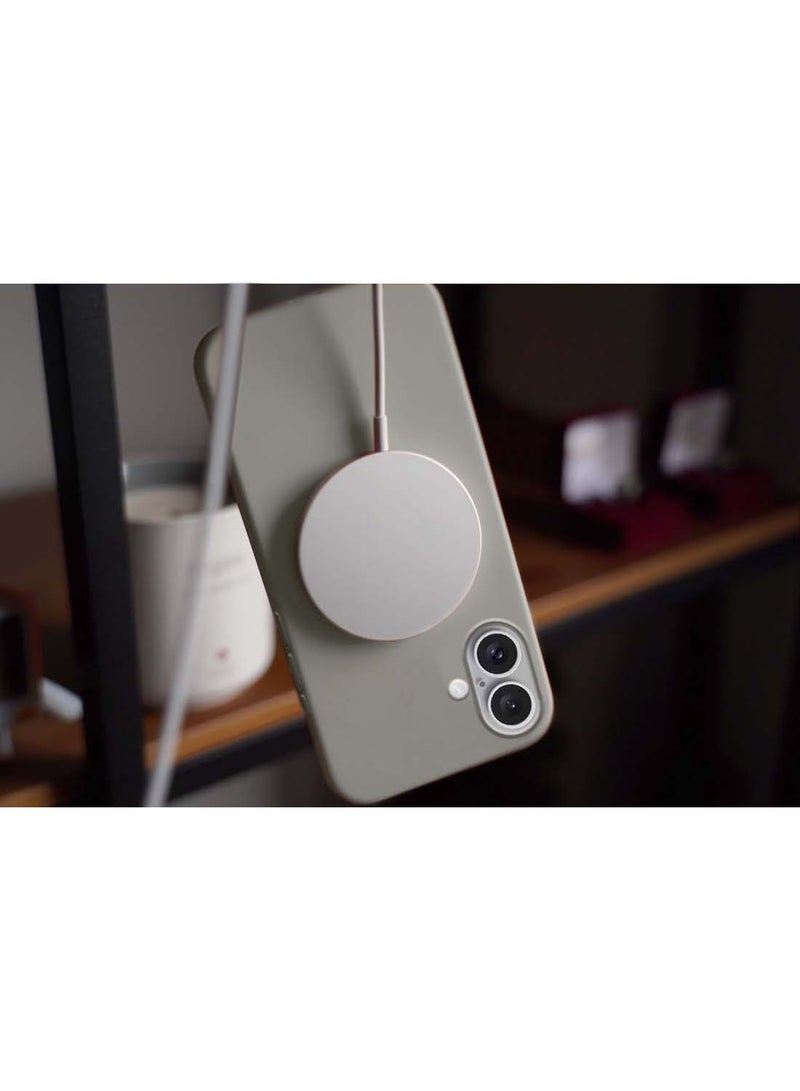 دبليو تيك غطاء الحماية سائل ناعم من السيليكون لآيفون 16 2024 من ابل - تيتانيوم - Image 5