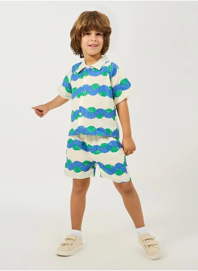 ستايلي Wave Printed Shirt & Short Set