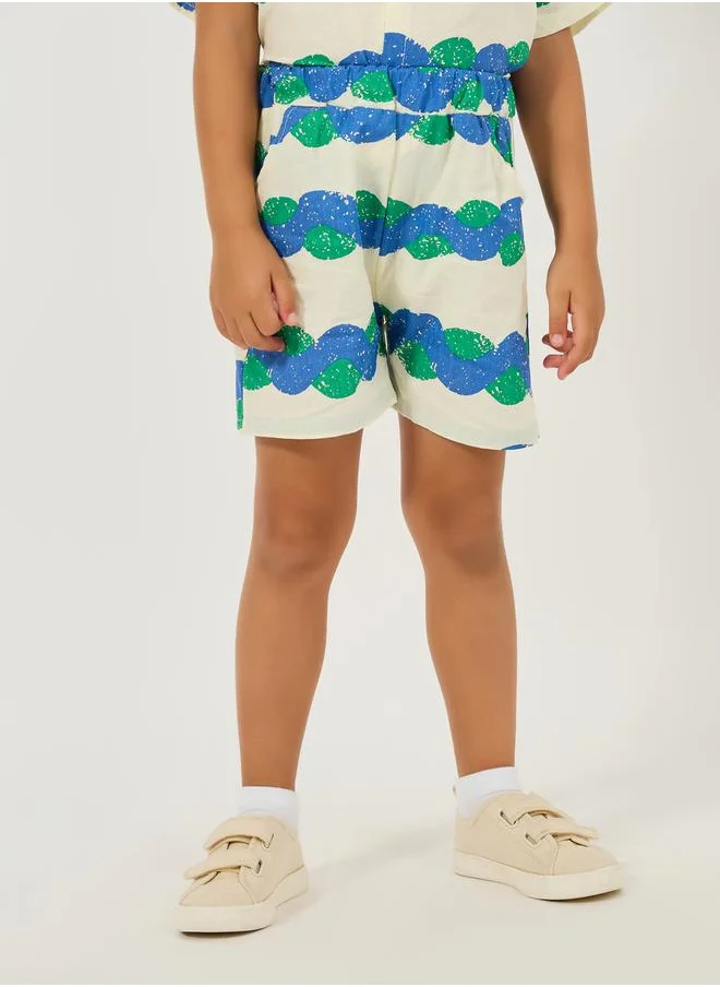 ستايلي Wave Printed Shirt & Short Set