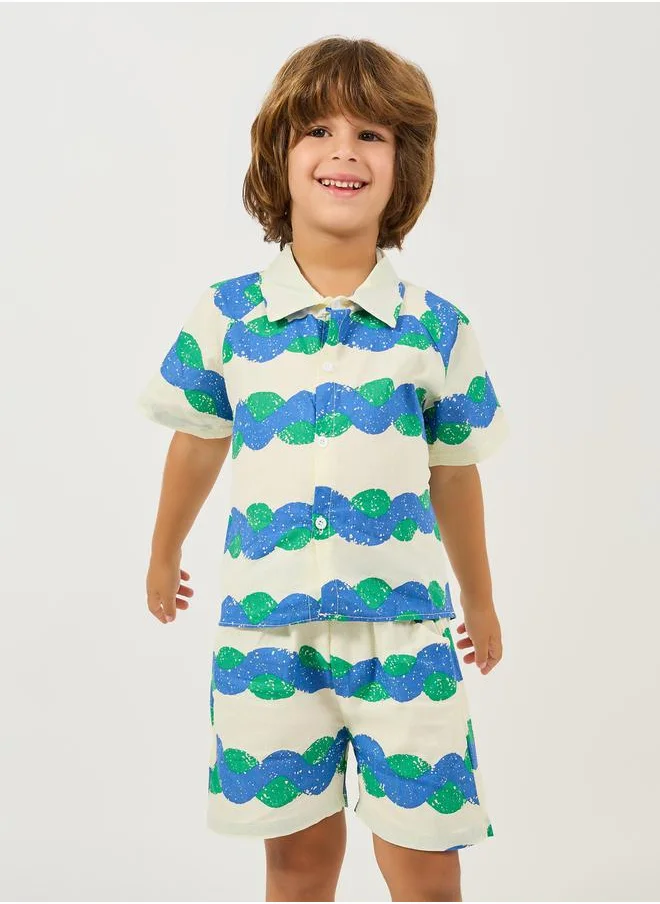 ستايلي Wave Printed Shirt & Short Set