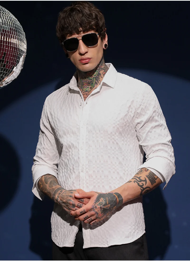 كامبوس سوترا Men's Daisy White Embossed Geometric Shirt For Casual Wear | Spread Collar | Long Cuffed Sleeves | Button Closure | Shirt Crafted With Comfort Fit For Everyday Wear
